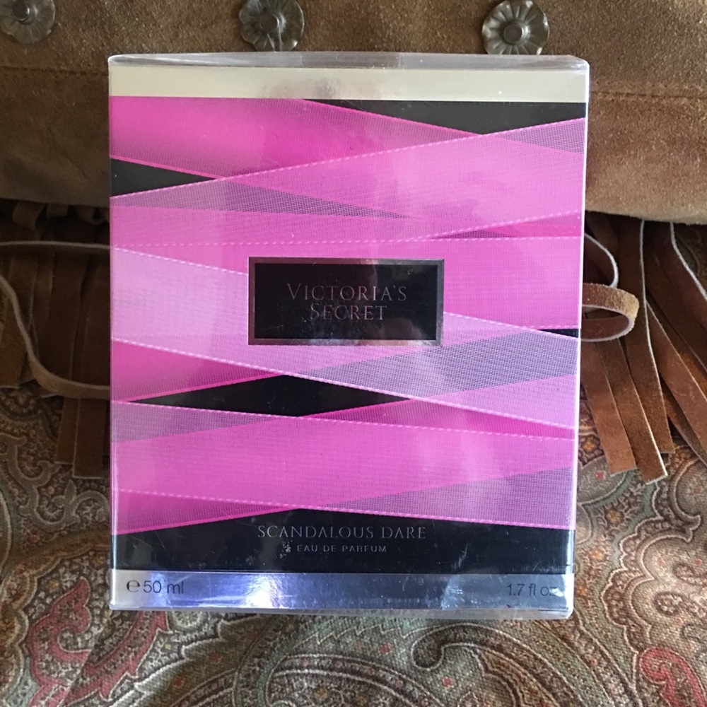 Victoria’s Secret Scandalous Dare Parfum 1.7 oz.